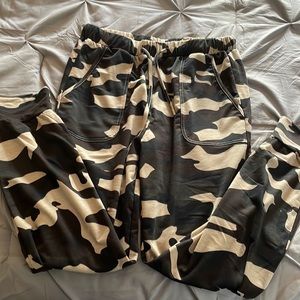 ROSKIKI Womens Leopard Drawstring Elastic Waist Sports Lounge Pants with Pockets